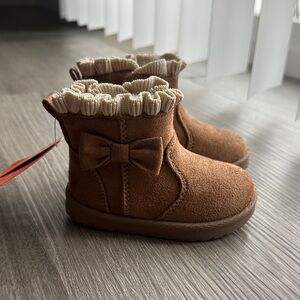 Wonder Nation Brown baby Boots with Bow Accent
